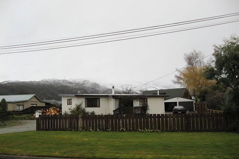 Photo of property in 14 Orchard Street, Clyde, 9330