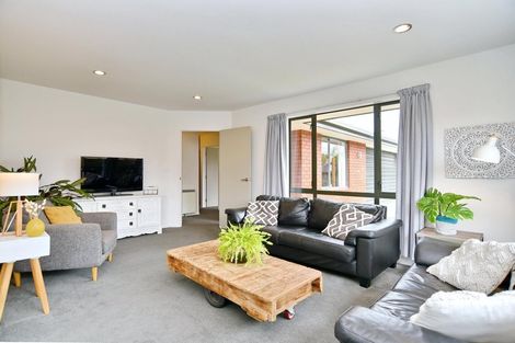 Photo of property in 92a East Belt, Rangiora, 7400