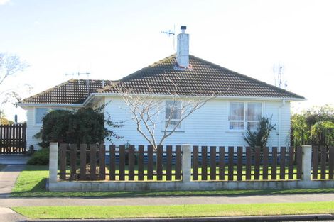 Photo of property in 39 Neal Crescent, Onekawa, Napier, 4110