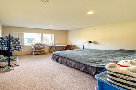 Photo of property in 7/78 Fernhill Way, Oteha, Auckland, 0632