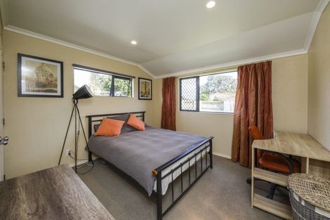Photo of property in 94 Summerhill Drive, Fitzherbert, Palmerston North, 4410