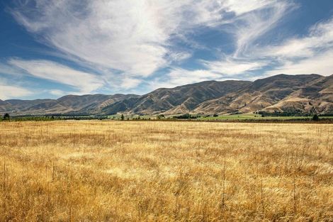 Photo of property in 3166 Luggate-cromwell Road, Queensberry, Cromwell, 9383