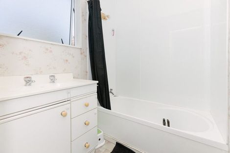 Photo of property in 102a Stewart Road, Awahuri, Palmerston North, 4479