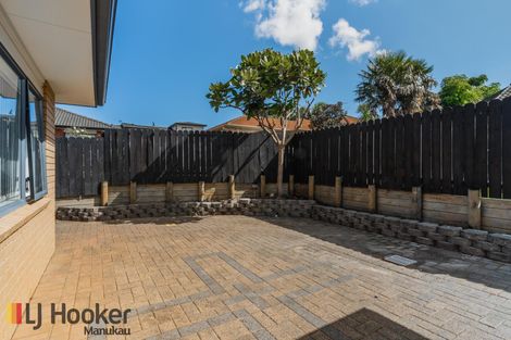 Photo of property in 4 Senator Drive, Manurewa, Auckland, 2105