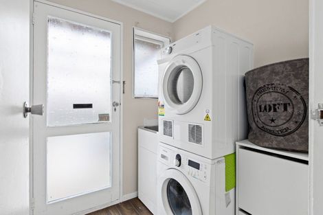 Photo of property in 16 Albert Street, Riverhead, 0820