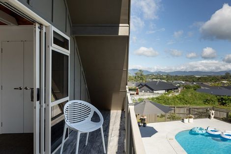 Photo of property in 306 Omokoroa Road, Omokoroa, 3114