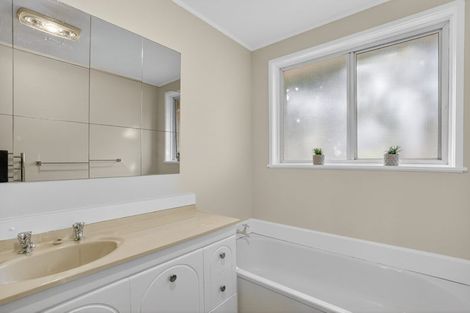 Photo of property in 19a Mccrystal Avenue, Bucklands Beach, Auckland, 2012