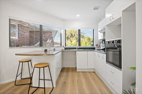 Photo of property in 70 Sturges Road, Henderson, Auckland, 0612