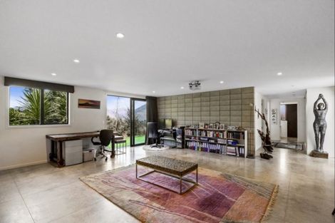 Photo of property in 10 Mckellar Drive, Jacks Point, Queenstown, 9371