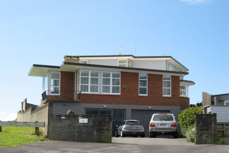 Photo of property in 1 Nobs Line, Strandon, New Plymouth, 4312