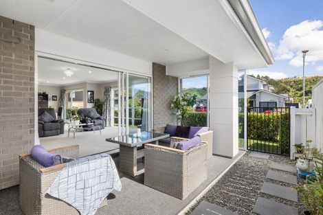 Photo of property in 70 Awataha Crescent, Pyes Pa, Tauranga, 3110