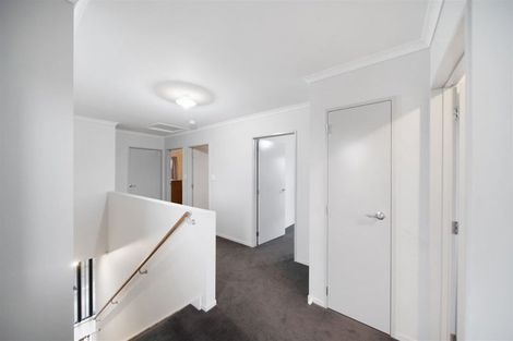 Photo of property in 16 Kuparu Street, Weymouth, Auckland, 2103