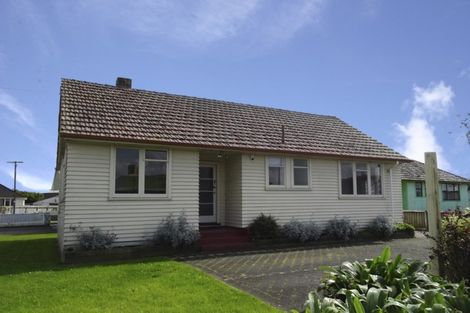 Photo of property in 2 Takahe Street, Frankton, Hamilton, 3204