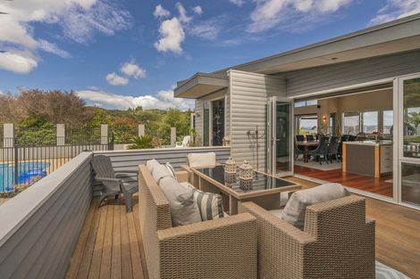 Photo of property in 50 Tarapatiki Drive, Whitianga, 3510