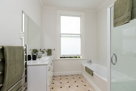 Photo of property in 25 Ngatiawa Street, Nelson South, Nelson, 7010