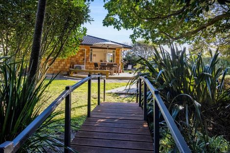 Photo of property in 7 Manuka Place, Whalers Gate, New Plymouth, 4310