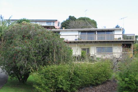 Photo of property in 12 Glenelg Road, Red Beach, 0932