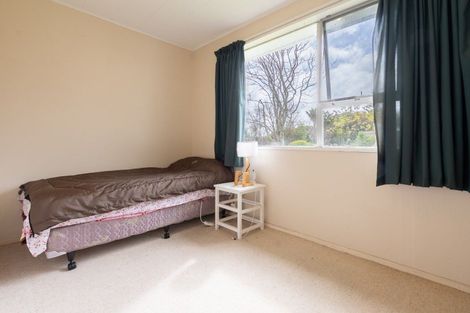 Photo of property in 18 Utauta Street, Waikanae, 5036