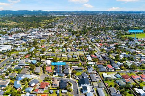 Photo of property in 2/11 Scanlen Terrace, Kelston, Auckland, 0602