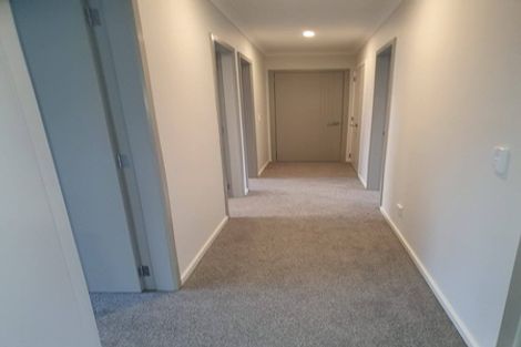 Photo of property in 43b Wainuiomata Road, Wainuiomata, Lower Hutt, 5014