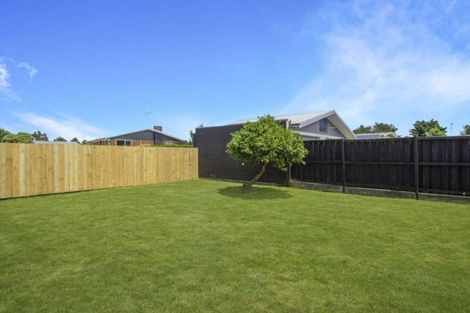 Photo of property in 14 Oakfield Crescent, Pukete, Hamilton, 3200