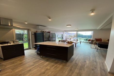 Photo of property in 3/27 Rangitoto Terrace, Milford, Auckland, 0620