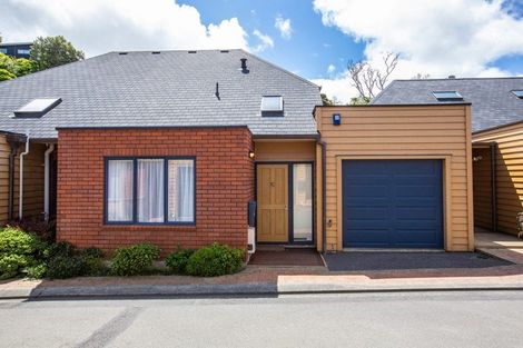 Photo of property in 15 Futuna Close, Karori, Wellington, 6012