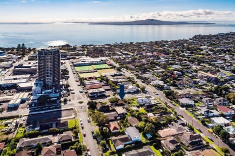 Photo of property in 1/7 Burns Avenue, Takapuna, Auckland, 0622