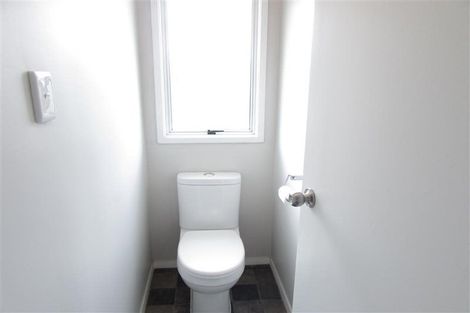 Photo of property in 72 Parrs Cross Road, Henderson, Auckland, 0612