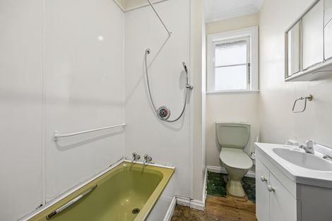 Photo of property in 35 Glenpark Avenue, Mornington, Dunedin, 9011
