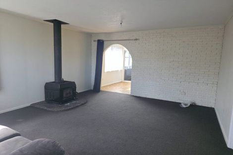 Photo of property in 26 Newham Place, Henderson, Auckland, 0612