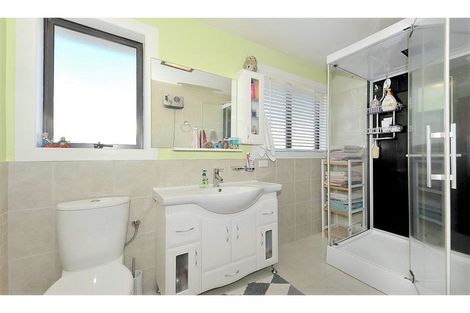 Photo of property in 179 Langdons Road, Northcote, Christchurch, 8052