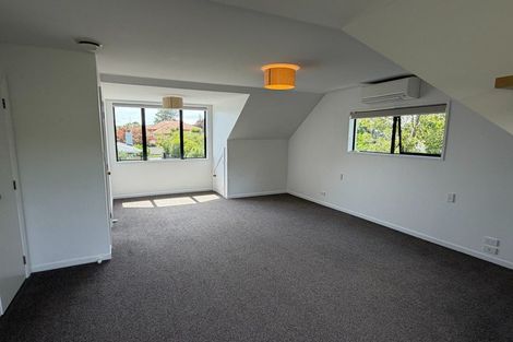 Photo of property in 10a Hardie Street, Hokowhitu, Palmerston North, 4410