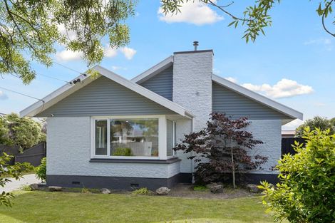 Photo of property in 45 Emlyn Place, Avondale, Christchurch, 8061