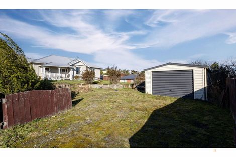 Photo of property in 1 Clifton Terrace, West End, Timaru, 7910