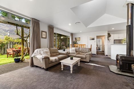 Photo of property in 42 Remarkables Crescent, Frankton, Queenstown, 9300