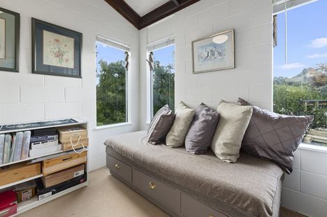 Photo of property in 1/6 Bronwyn Place, Torbay, Auckland, 0630