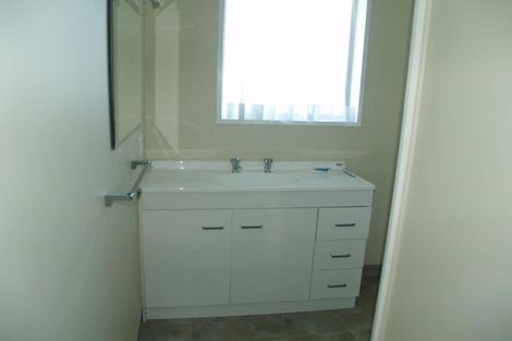 Photo of property in 3 Knights Grove, Otaki, 5512