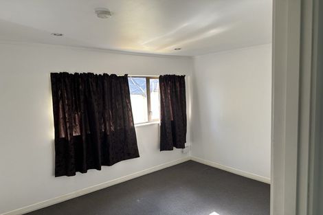 Photo of property in 12 Miller Road, Mangere Bridge, Auckland, 2022