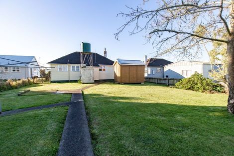 Photo of property in 11 Hayward Road, Ngatea, 3503