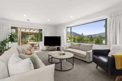 Photo of property in 15a Cairnmuir Road, Nevis, Cromwell, 9384