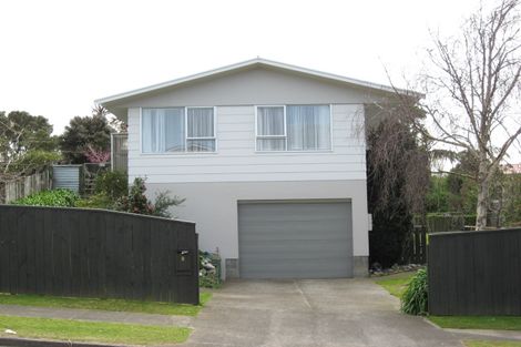 Photo of property in 9 Camellia Avenue, Bell Block, New Plymouth, 4312