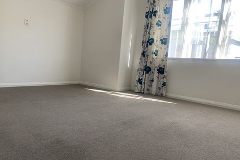 Photo of property in 10 Tyburnia Avenue, Mount Albert, Auckland, 1025