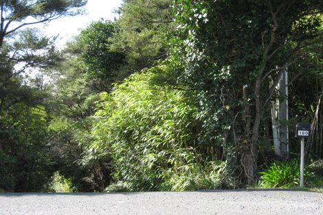 Photo of property in 180 Forest Hill Road, Waiatarua, Auckland, 0612