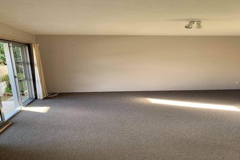 Photo of property in 1/73 Glamorgan Drive, Torbay, Auckland, 0630