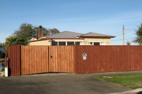 Photo of property in 17 Dennitt Street, New Brighton, Christchurch, 8083