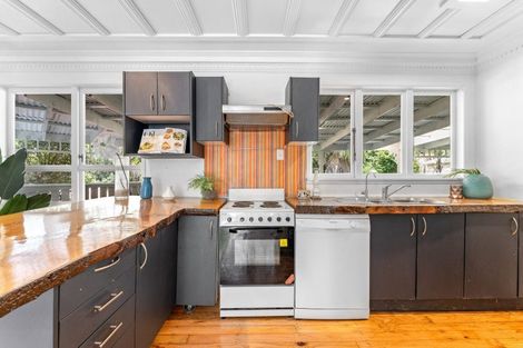 Photo of property in 146 Pooks Road, Swanson, Auckland, 0612