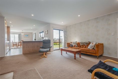 Photo of property in 10 Alfredton Road, Eketahuna, 4900