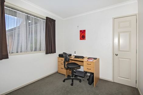 Photo of property in 6 Mcainch Place, Te Kamo, Whangarei, 0112