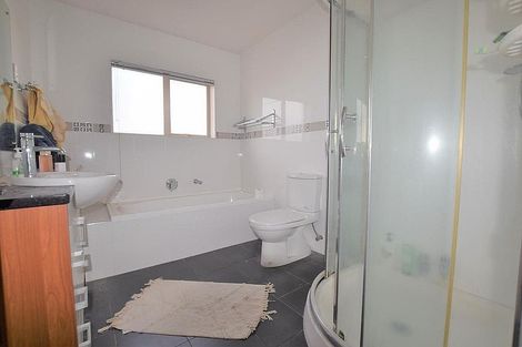 Photo of property in 23a Te Atatu Road, Te Atatu South, Auckland, 0610